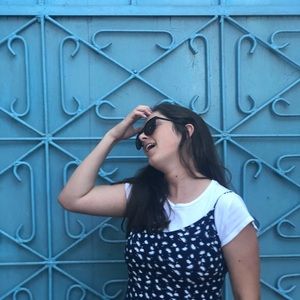 Meet your Posher, Laura